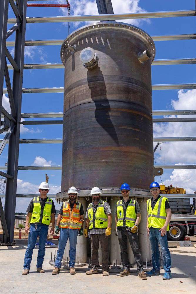 Kairos Power successfully installs pilot reactor vessel fabricated in the UK using CVE technology